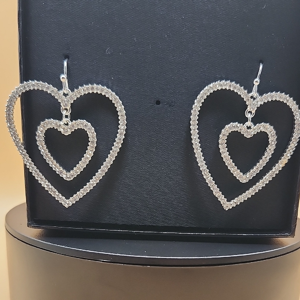 INC International Concepts Silver Triple Heart Earrings - Picture 1 of 3
